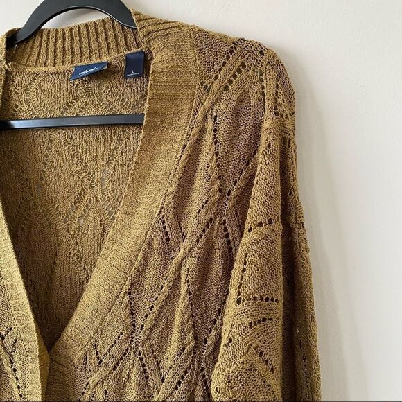 DAYTRIP-OPEN Knit Pocket Button Down Cardigan - Picture 3 of 9